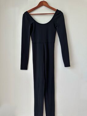 ARITZIA | WILFRED FREE MAXE LONGSLEEVE JUMPSUIT SCOOP NECKLINE SWEATWICKING